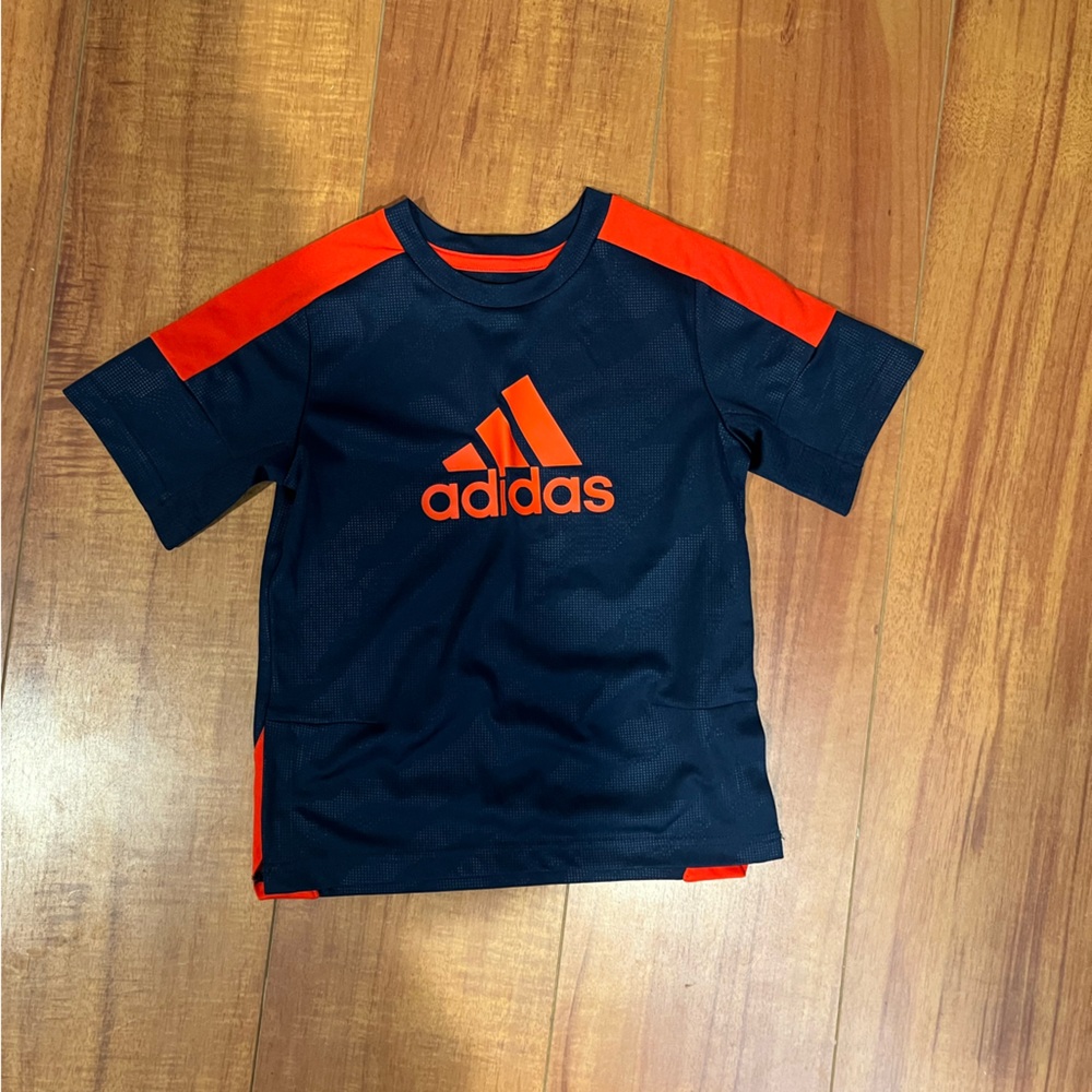 Adidas short sleeve shirt